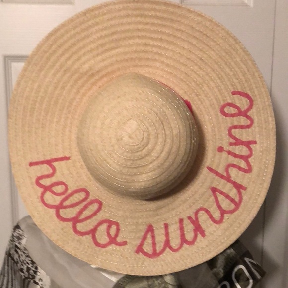 Gorgeous Floppy “Hello Sunshine” Hat - Picture 2 of 6